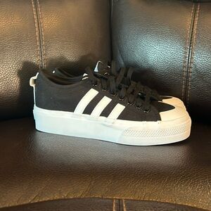 Adidas black and white size 9